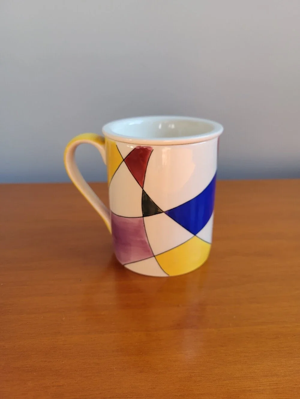 HuesNBrews Ceramic Tea Infuser Mug Abstract Geometric Multicolor 10-12 oz